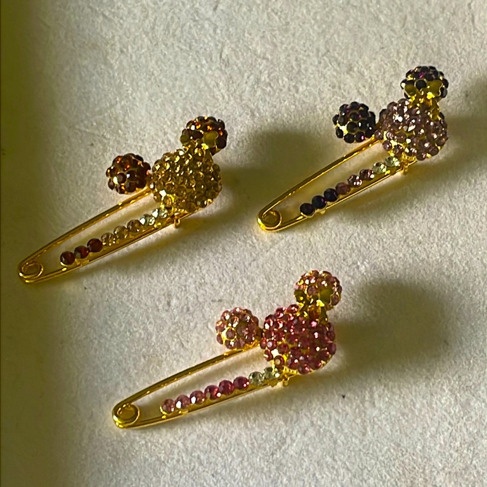 Mickey Mouse Gold Diaper Bling Pin Brooch (3 Colors)